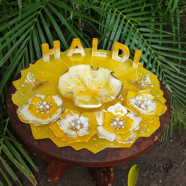 resin haldi platter