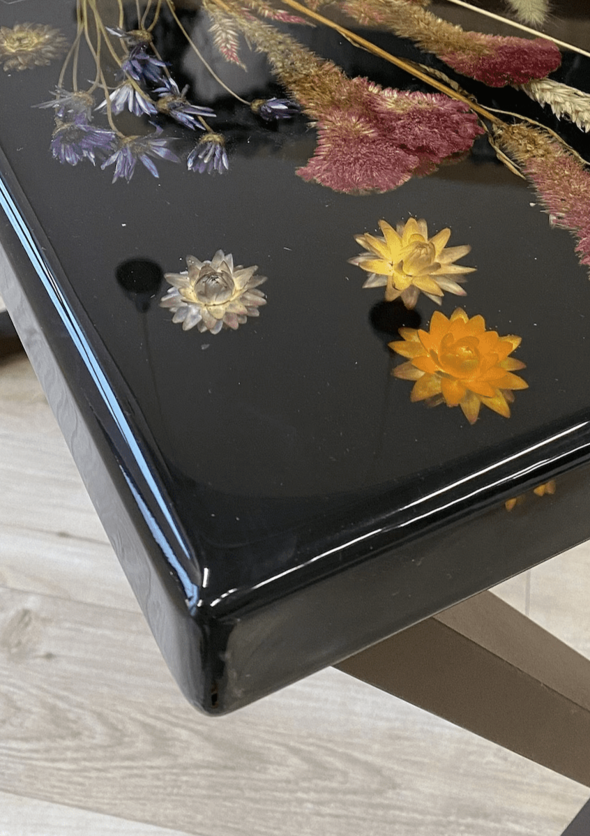 Dried Flower Black Resin Table