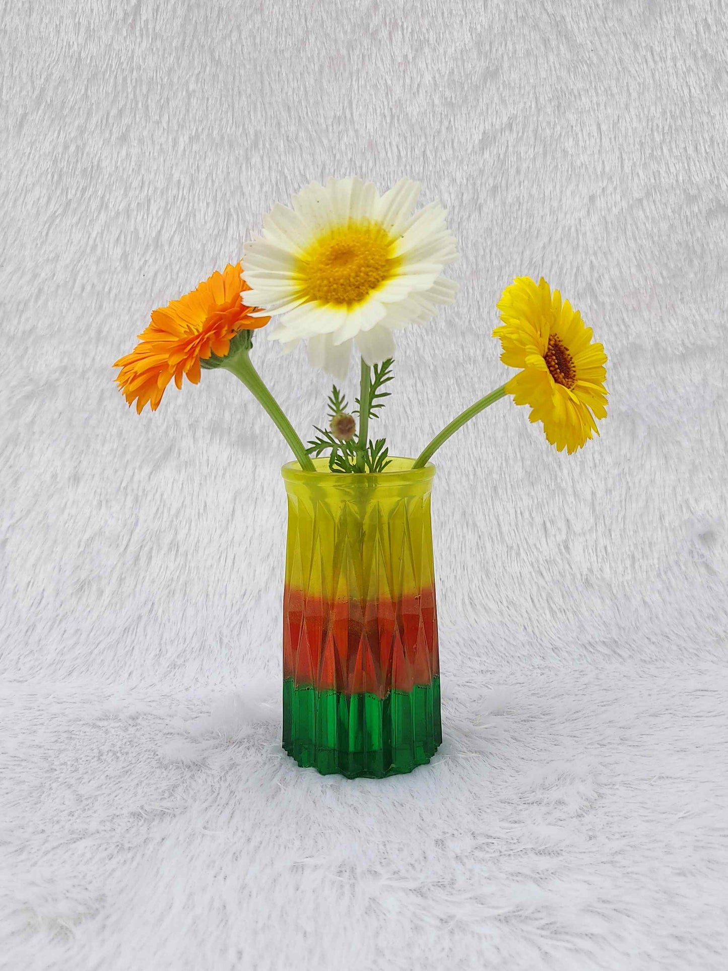 Multi-Colour Full Zig-Zag Vase
